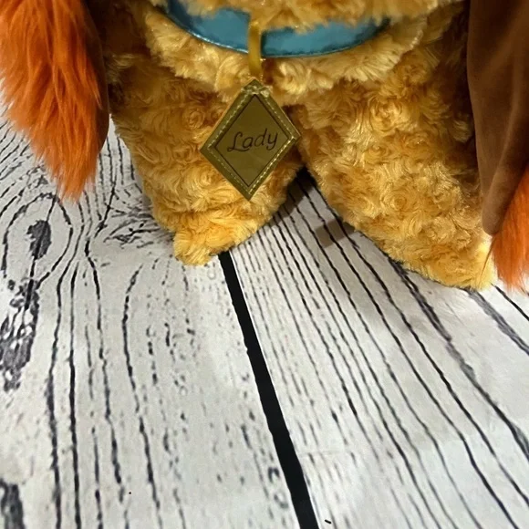 Lady and the Tramp pillow pet Disney Parks & NWT 9” plush Tramp stuffed animal - Picture 4 of 14